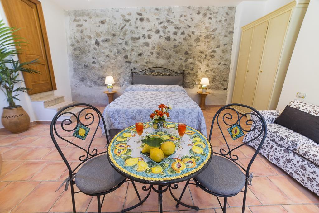 Montagnella Relax Acomodação com café da manhã Maiori Exterior foto