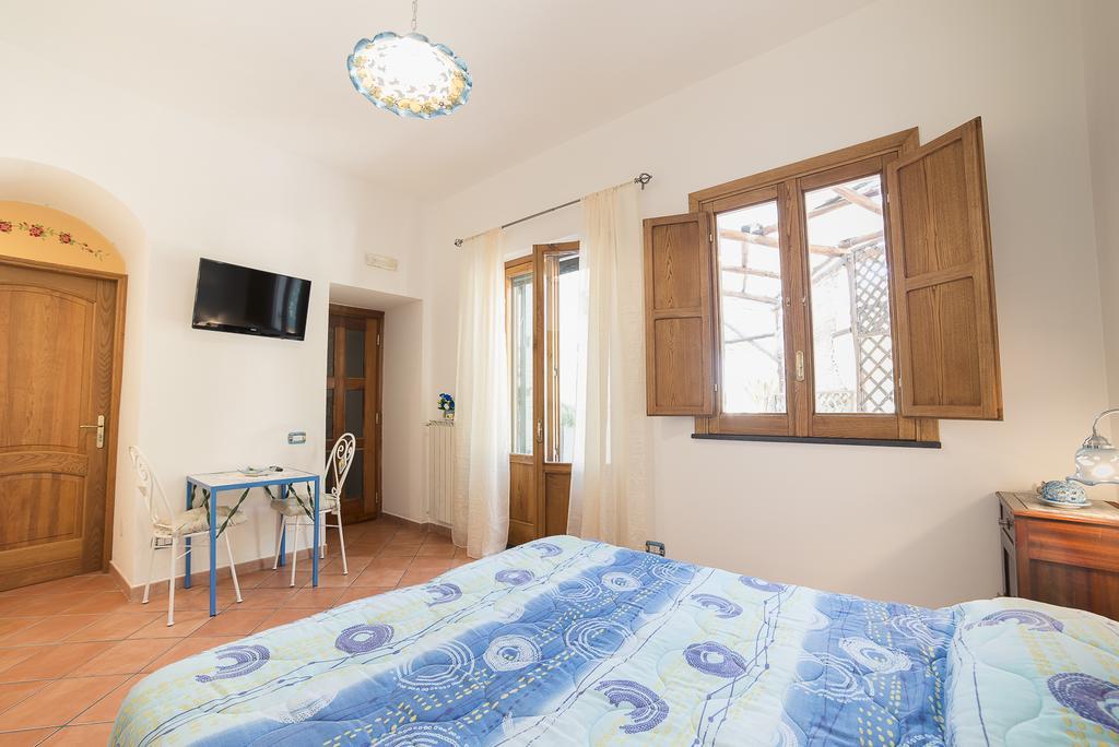 Montagnella Relax Acomodação com café da manhã Maiori Exterior foto