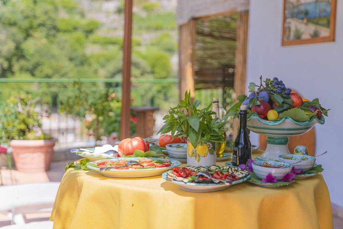 Montagnella Relax Acomodação com café da manhã Maiori Exterior foto